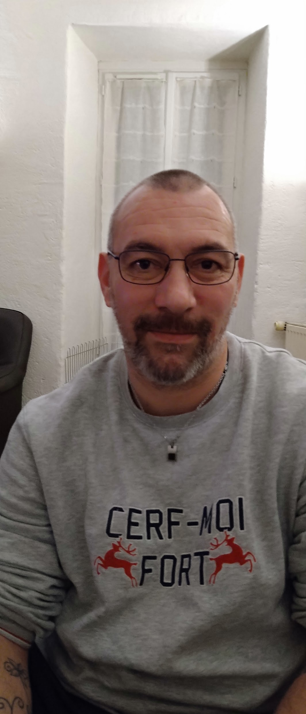 Myron - Reuves - Marne | Rencontre libertine